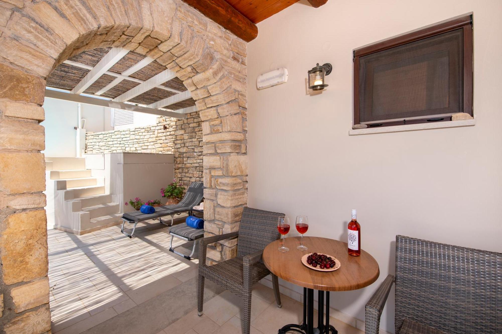 מירטיוס Stefanos Village Hotel מראה חיצוני תמונה